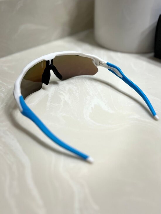 Oakley Radar EV Style Sport Sunglasses White Frame Blue Mirrored Lens